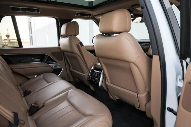 2023 Land Rover Range Rover P530 SE