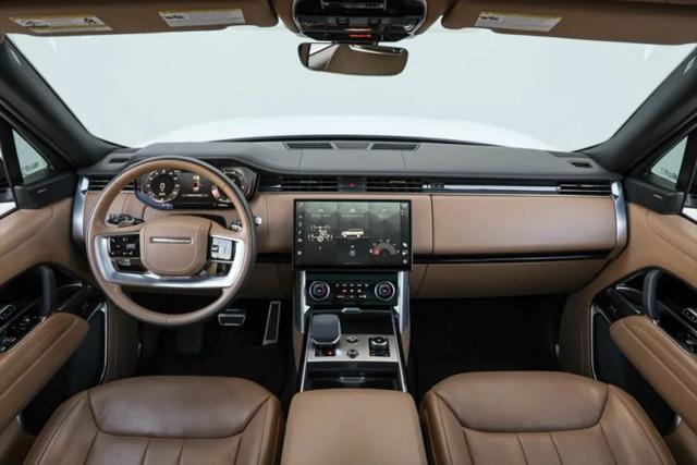 2023 Land Rover Range Rover P530 SE