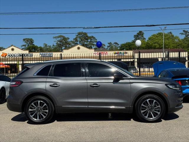 2022 Lincoln Nautilus Standard
