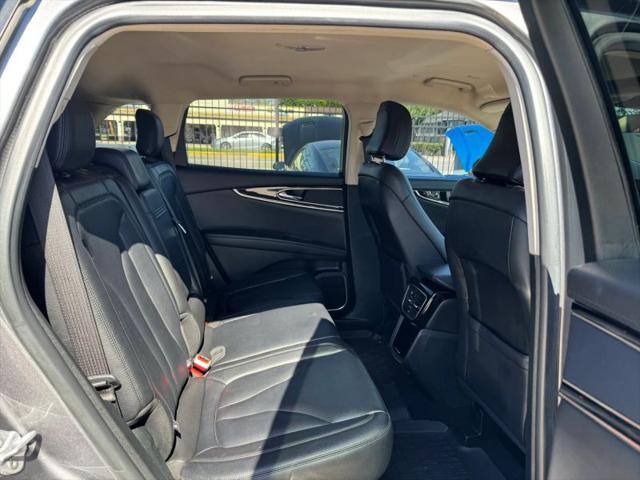 2022 Lincoln Nautilus Standard