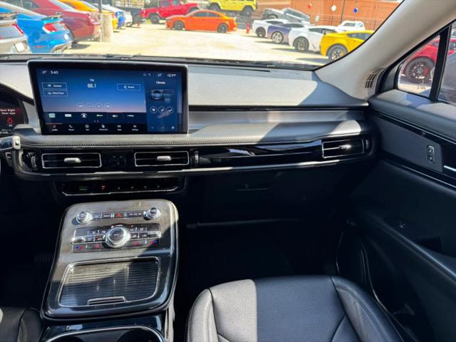 2022 Lincoln Nautilus Standard