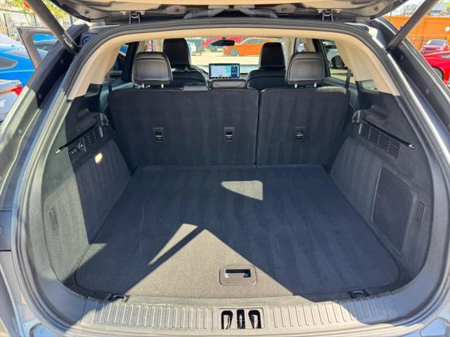 2022 Lincoln Nautilus Standard