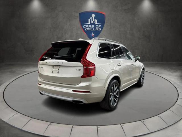 2016 Volvo XC90 T6 Momentum