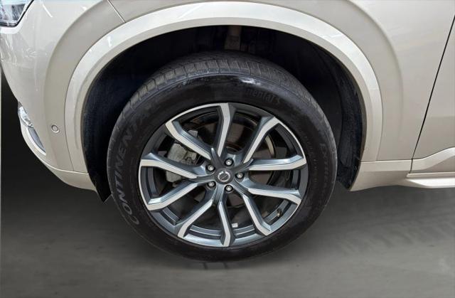 2016 Volvo XC90 T6 Momentum