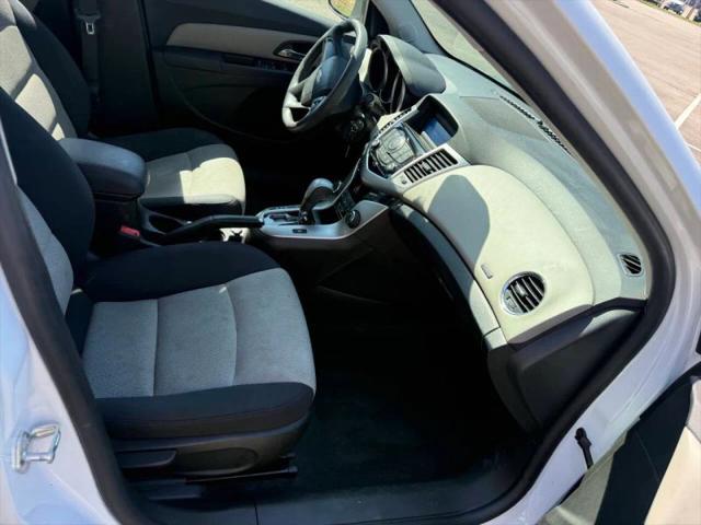 2015 Chevrolet Cruze LS Auto