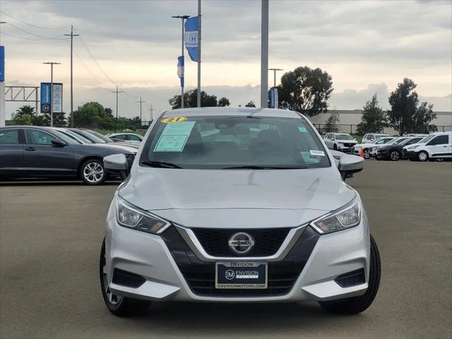 2021 Nissan Versa SV Xtronic CVT