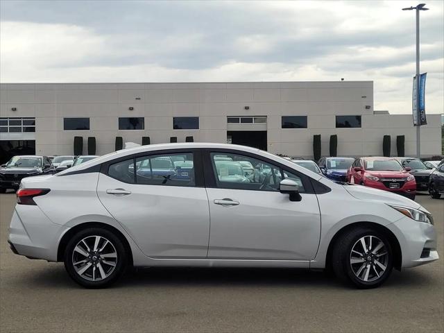 2021 Nissan Versa SV Xtronic CVT