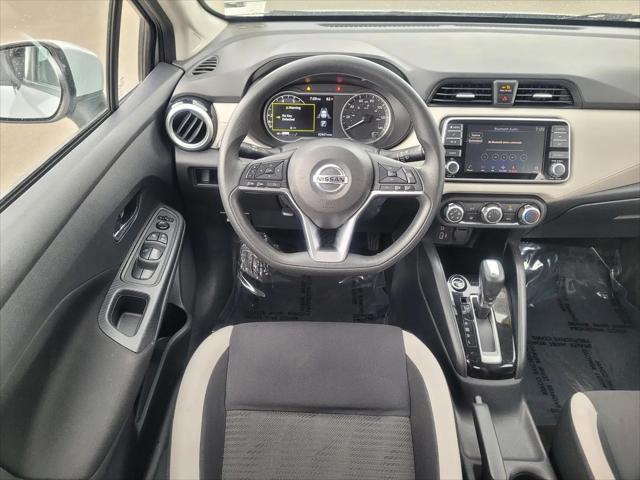 2021 Nissan Versa SV Xtronic CVT
