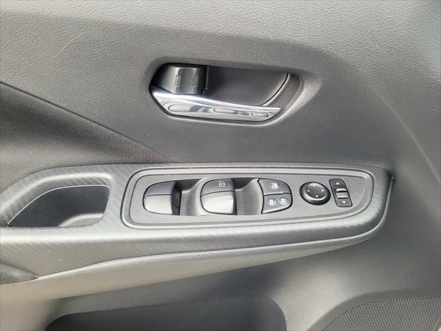 2021 Nissan Versa SV Xtronic CVT