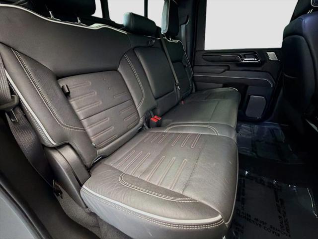 2024 GMC Sierra 2500HD 4WD Crew Cab Standard Bed AT4X