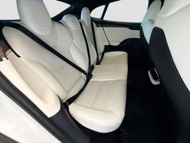 2022 Tesla Model S Dual Motor All-Wheel Drive