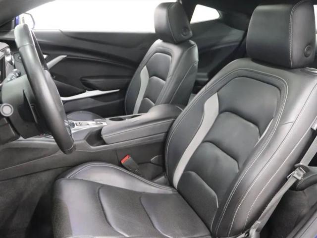 2021 Chevrolet Camaro RWD Coupe 2LT