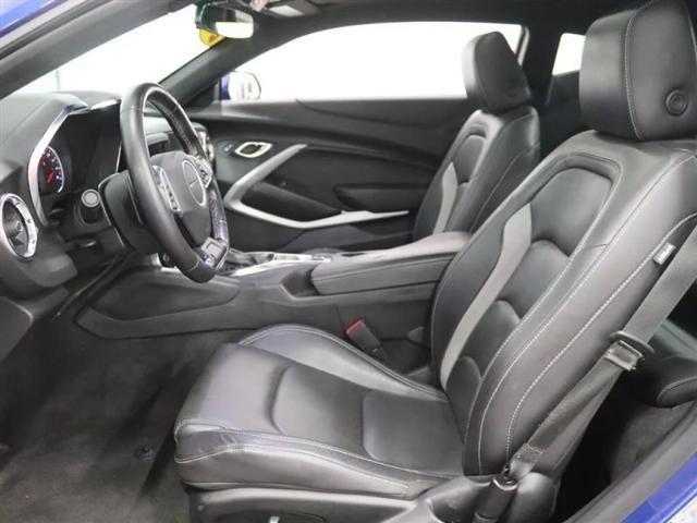 2021 Chevrolet Camaro RWD Coupe 2LT