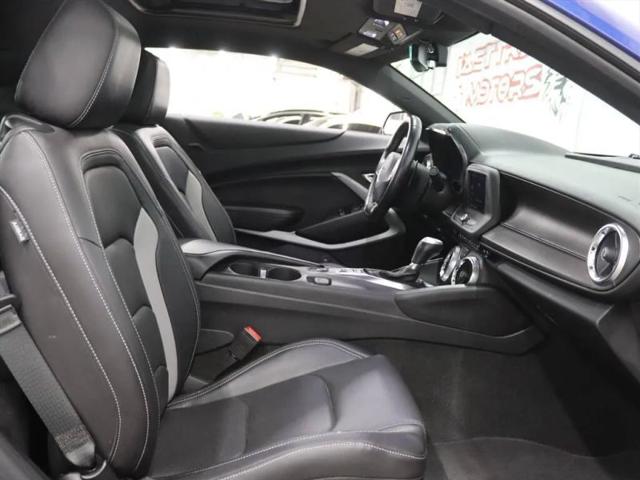 2021 Chevrolet Camaro RWD Coupe 2LT