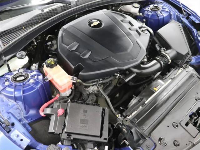 2021 Chevrolet Camaro RWD Coupe 2LT