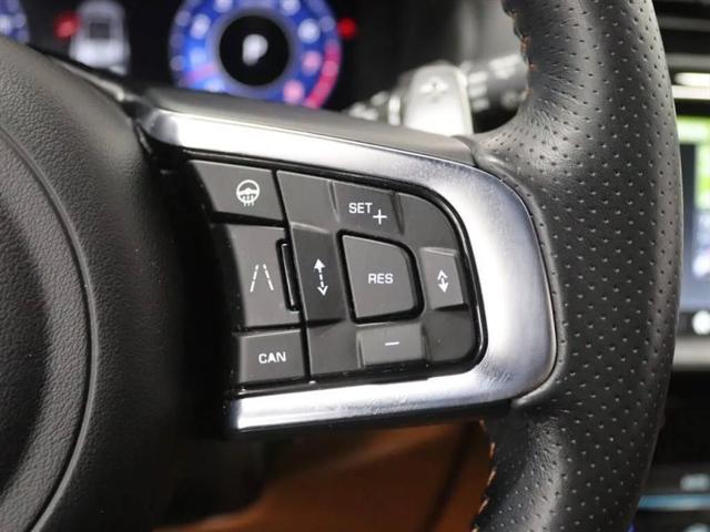 2020 Jaguar F-PACE SVR P550 AWD Automatic