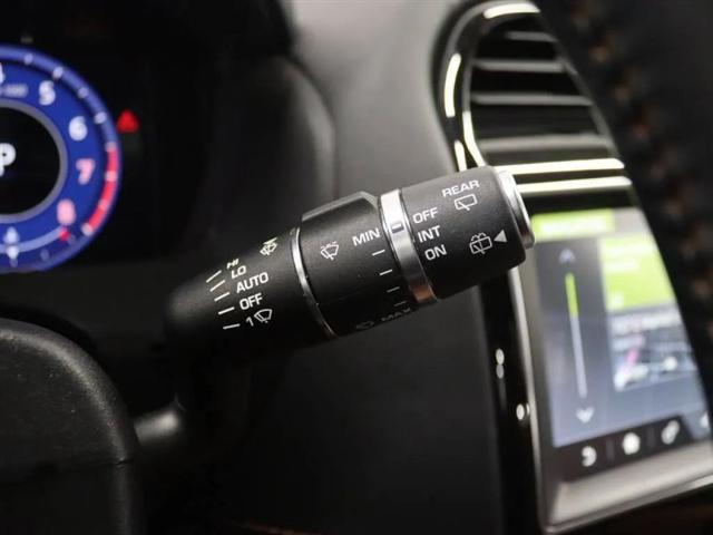 2020 Jaguar F-PACE SVR P550 AWD Automatic