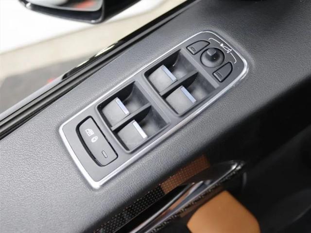 2020 Jaguar F-PACE SVR P550 AWD Automatic