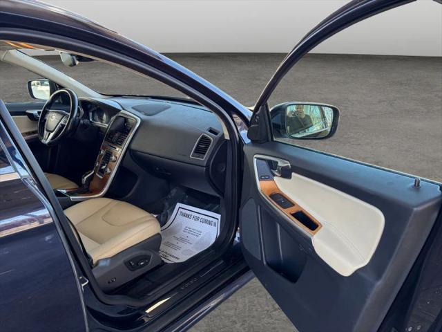 2017 Volvo XC60 T6 Inscription