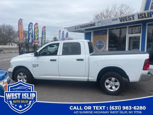 2022 Ram 1500 Classic SLT Crew Cab 4x4 5'7" Box