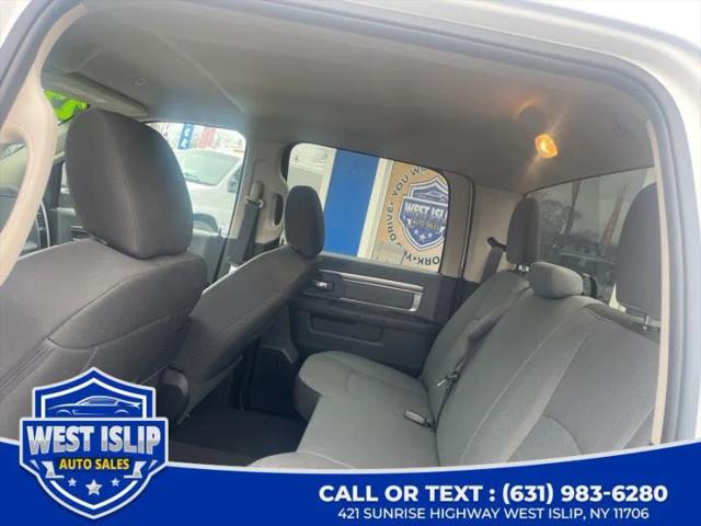 2022 Ram 1500 Classic SLT Crew Cab 4x4 5'7" Box