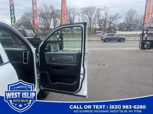 2022 Ram 1500 Classic SLT Crew Cab 4x4 5'7" Box