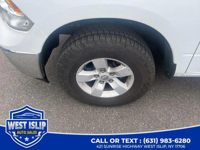 2022 Ram 1500 Classic SLT Crew Cab 4x4 5'7" Box