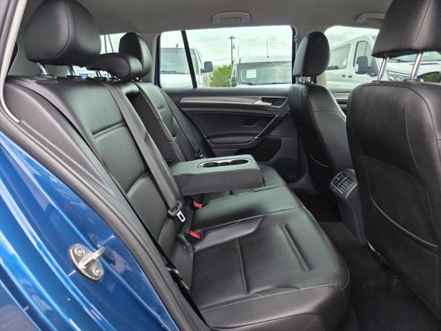 2017 Volkswagen Golf Alltrack TSI S
