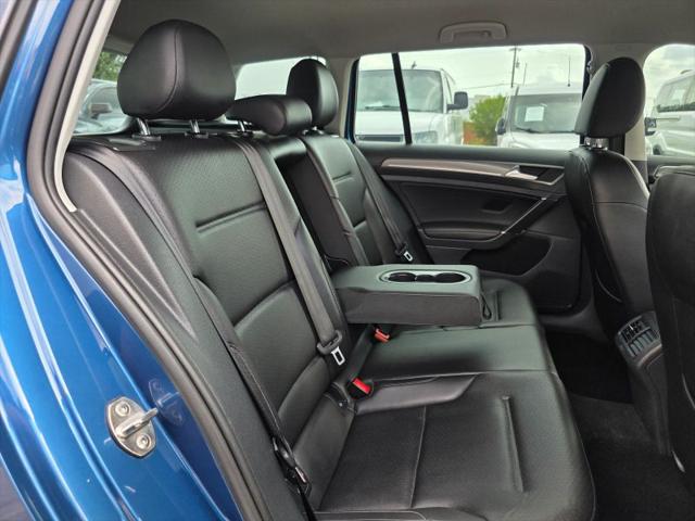 2017 Volkswagen Golf Alltrack TSI S