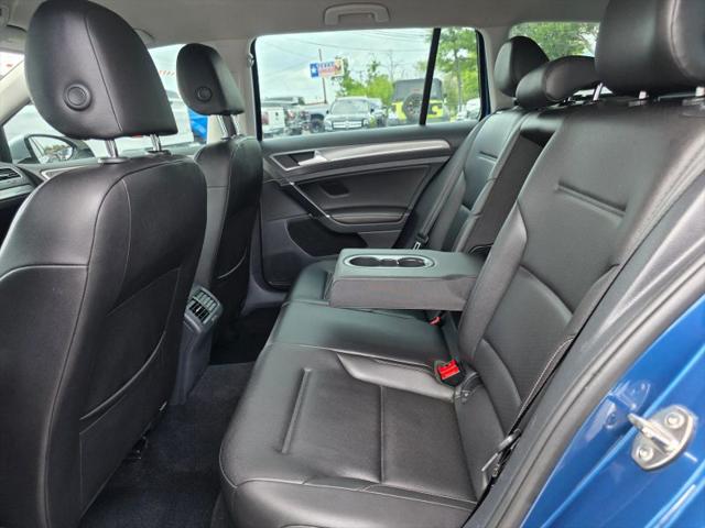 2017 Volkswagen Golf Alltrack TSI S