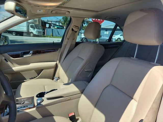 2010 Mercedes-Benz C-CLASS C 300 Sport
