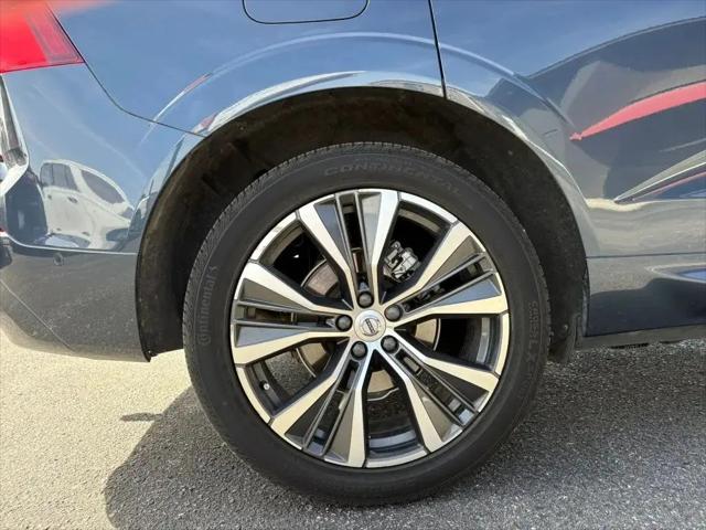 2022 Volvo XC60 B5 Momentum