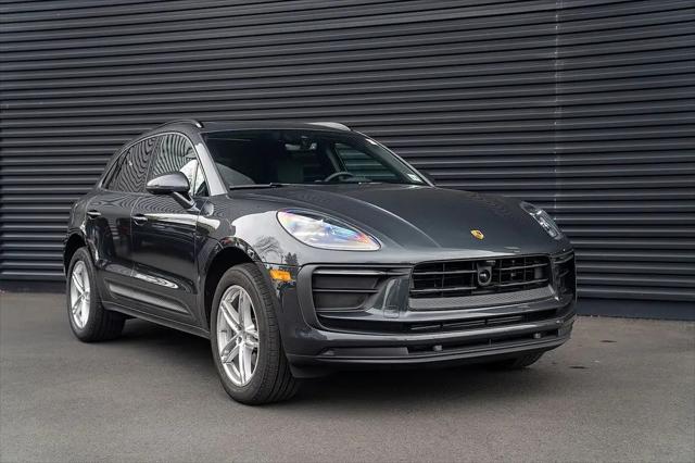 2026 Porsche Macan Macan