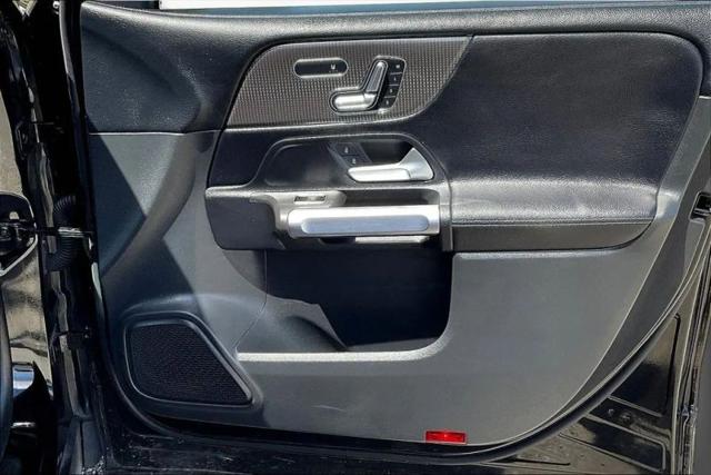 2023 Mercedes-Benz GLB 4MATIC