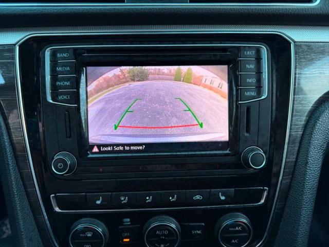 2016 Volkswagen Passat 1.8T SE
