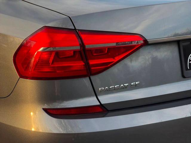 2016 Volkswagen Passat 1.8T SE