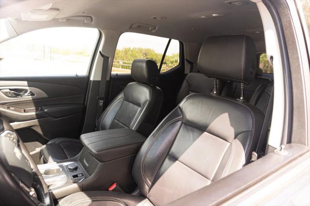 2020 Chevrolet Traverse FWD LT Leather