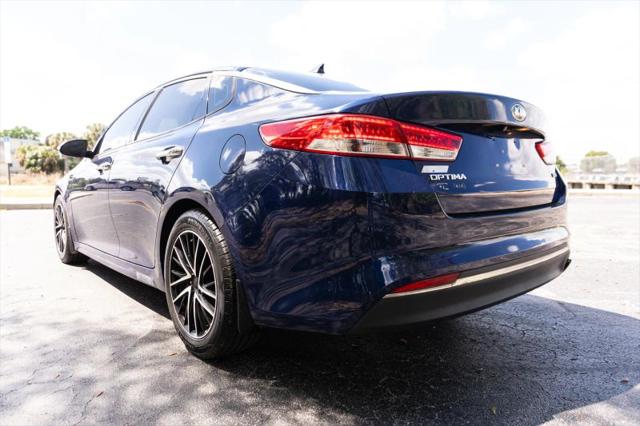 2017 Kia Optima EX