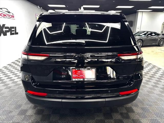 2024 Jeep Grand Cherokee Altitude 4x2