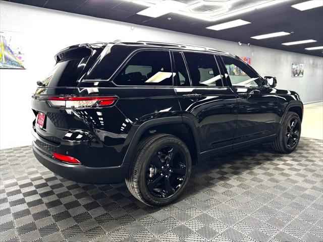2024 Jeep Grand Cherokee Altitude 4x2