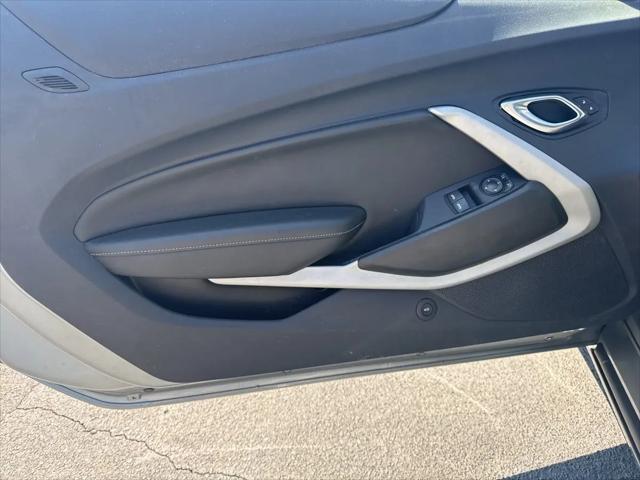 2023 Chevrolet Camaro RWD Coupe 1LT