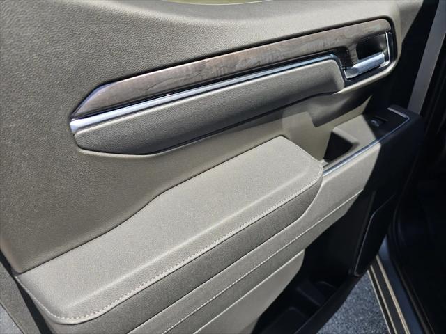 2026 Chevrolet Silverado 1500 4WD Crew Cab Short Bed LTZ