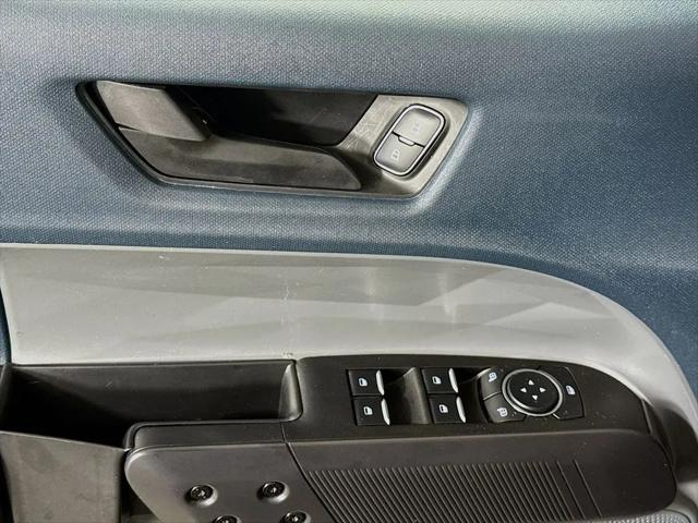 2025 Ford Maverick XL