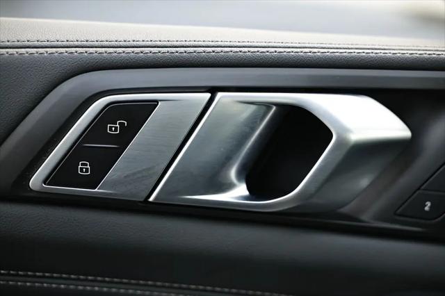 2024 BMW X5 xDrive50e