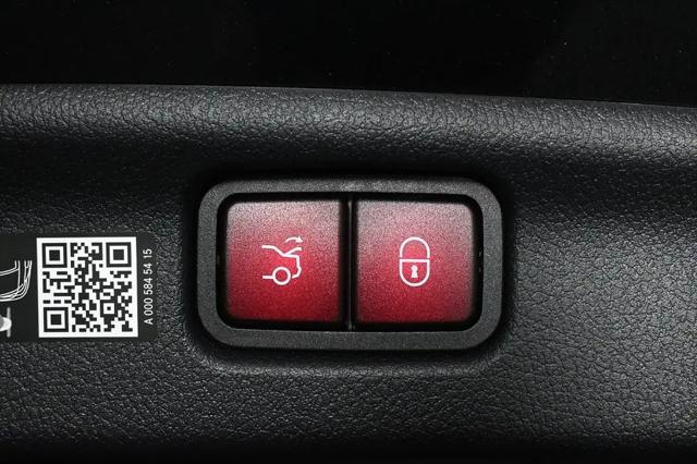 2026 Mercedes-Benz C-CLASS C 300 C 300
