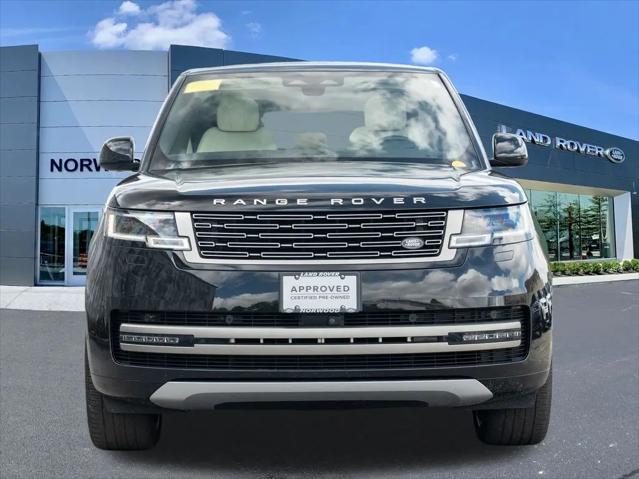 2025 Land Rover Range Rover P530 SE