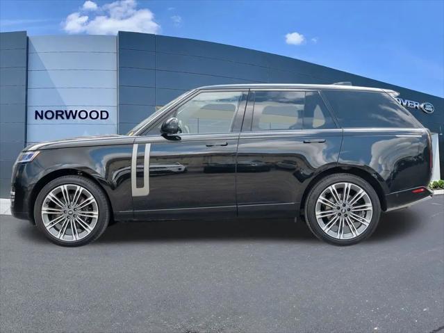 2025 Land Rover Range Rover P530 SE
