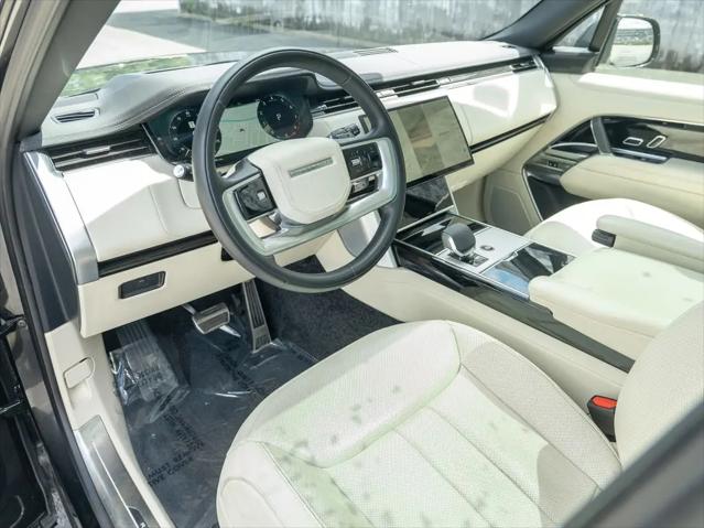 2025 Land Rover Range Rover P530 SE