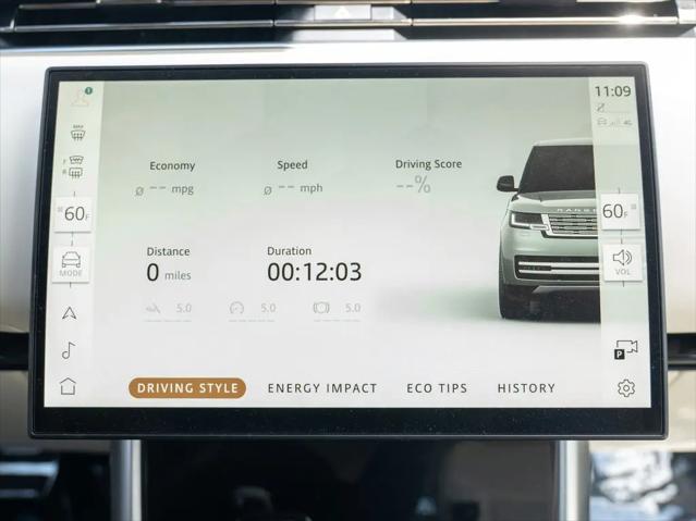 2025 Land Rover Range Rover P530 SE