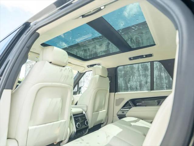 2025 Land Rover Range Rover P530 SE